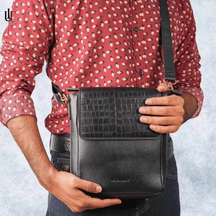 Wade Sling Bag - Black
