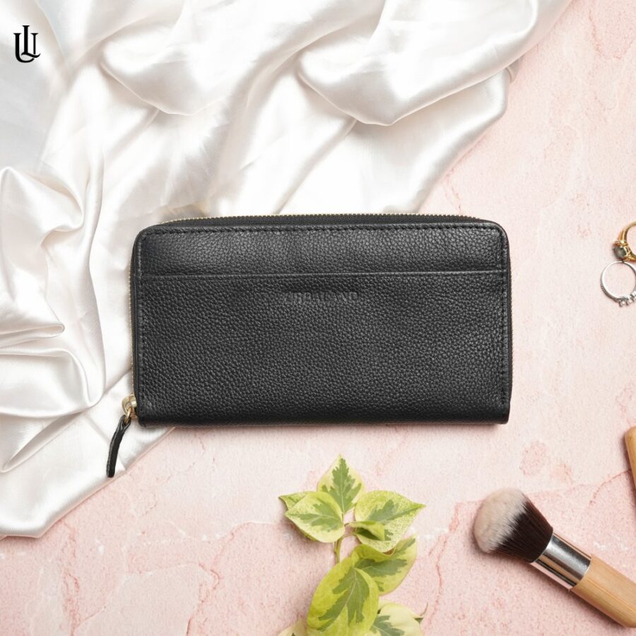 Fiona Ladies Zipper Purse Black Grain