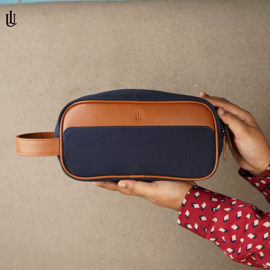 Toby Pouch Bag - Navy Blue