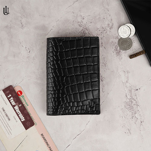 Taylor Passport Cover - Black [Crocodile]